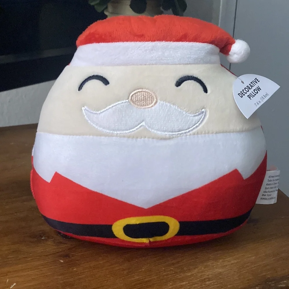 NWT Adorable Christmas Holiday Santa 🎅🏻 Smushie Pillow w/ Hat & Belt